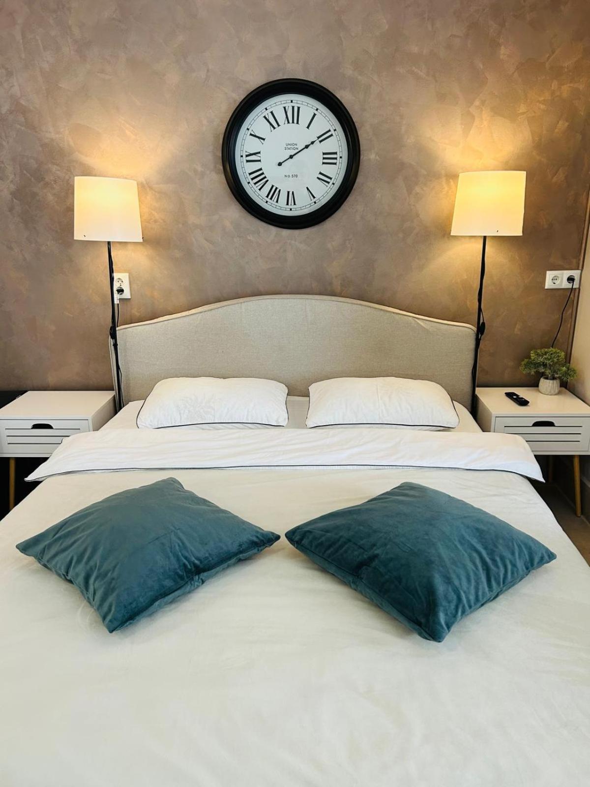 New House Sibiu Hotel ภายนอก รูปภาพ
