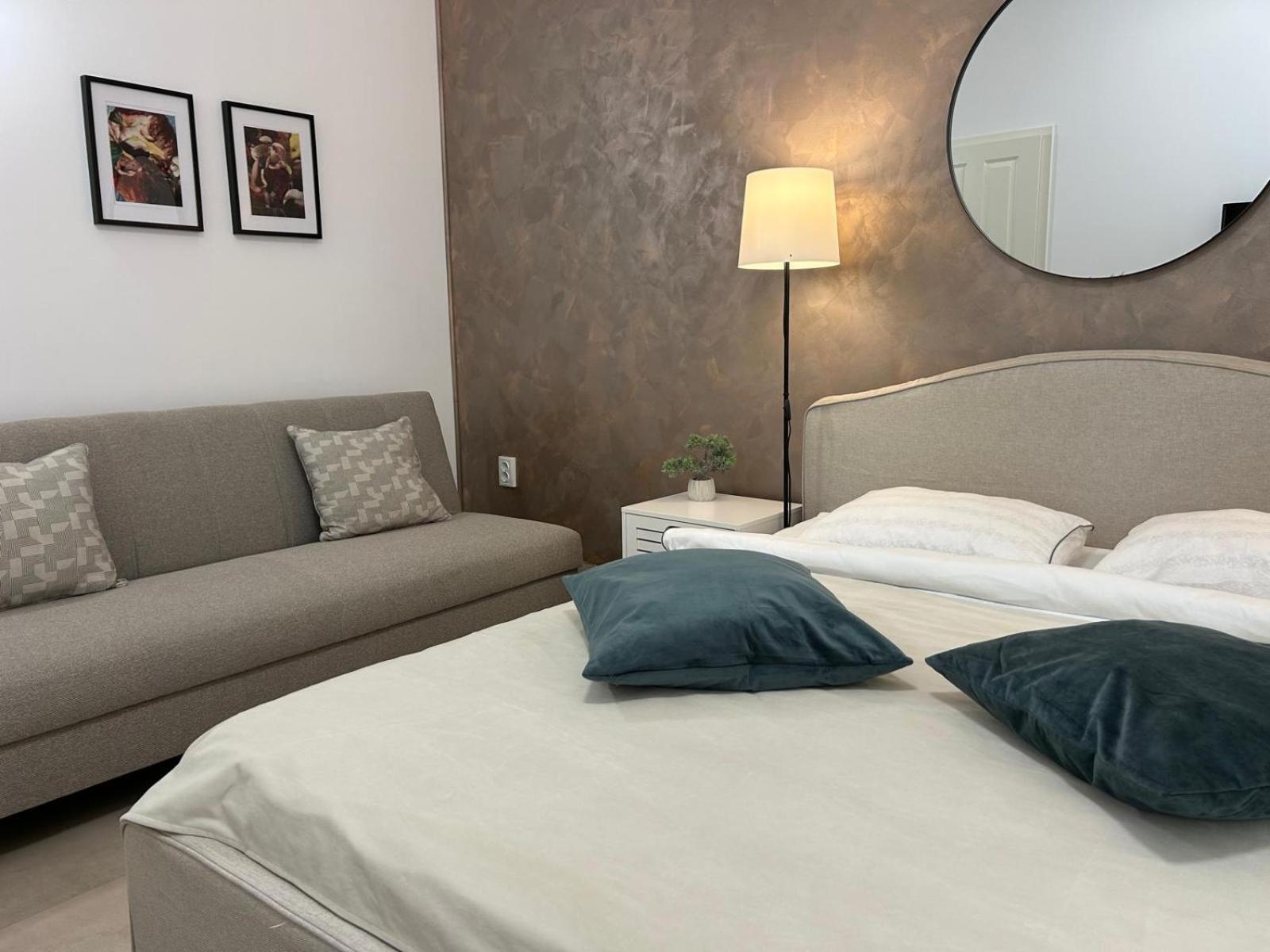 New House Sibiu Hotel ภายนอก รูปภาพ