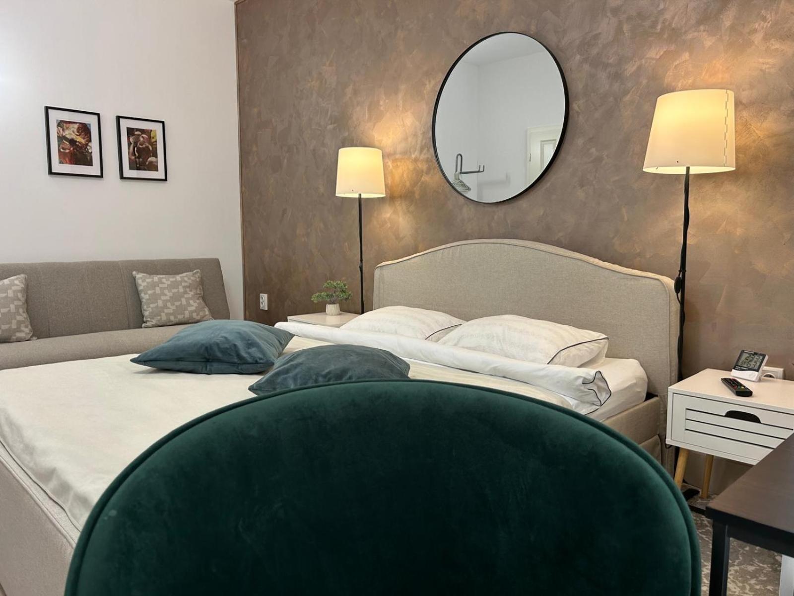 New House Sibiu Hotel ภายนอก รูปภาพ